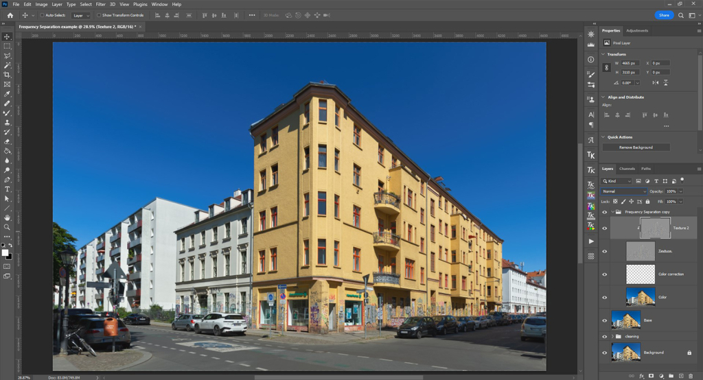 Ebenenstruktur für den nicht-destruktiven Workflow bei der Retusche mit Frequenzseparation in Adobe Photoshop.