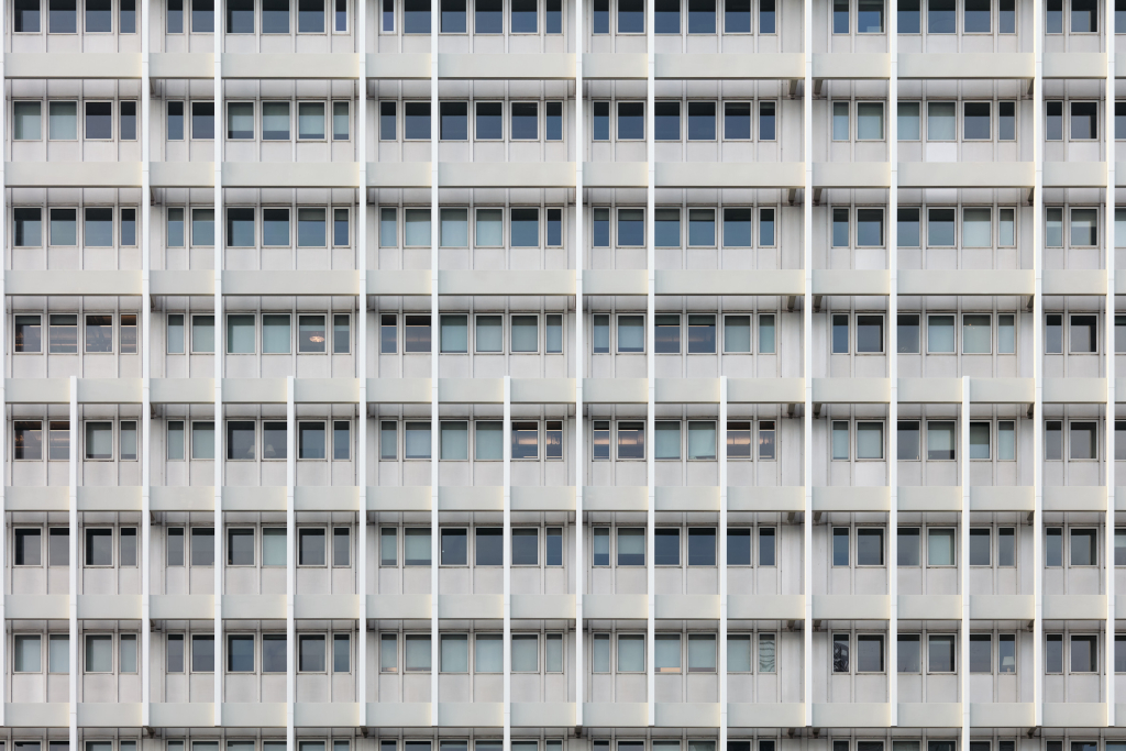 Detail des Hauses des Berliner Verlages, eines architektonischen Denkmals in der Nähe des Alexanderplatzes, Berlin.